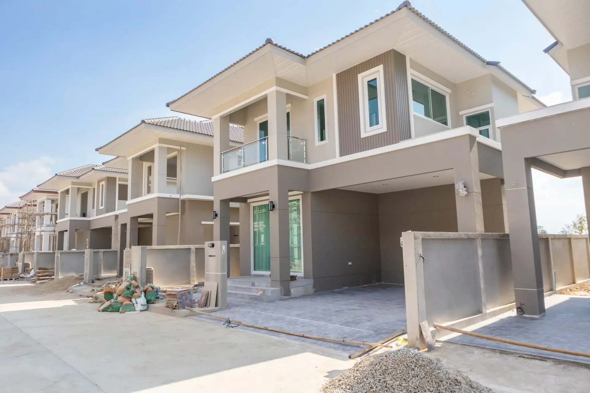 villette a schiera in costruzione 1 scaled 1 Kadef Service